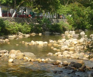 Esplanade of Acacias. Source: Uff.Travel